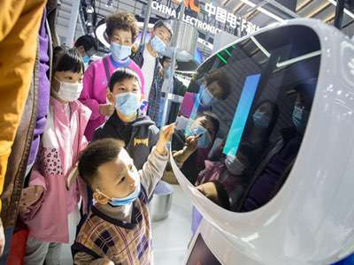 小度通過與產(chǎn)業(yè)鏈企業(yè)合作，能夠讓客人有更好的體驗(yàn)